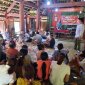 Tuyên truyền về an toàn thực phẩm và chuyển đổi số tại cuộc họp thôn